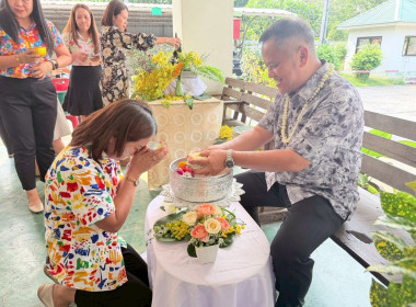 กิจกรรมสืบสานวัฒนธรรมไทย เนื่องในเทศกาลวันสงกรานต์ ประจำปี ... พารามิเตอร์รูปภาพ 18